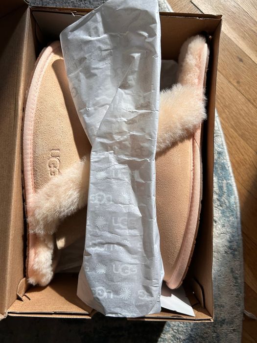 Дамски домашни пантофи UGG