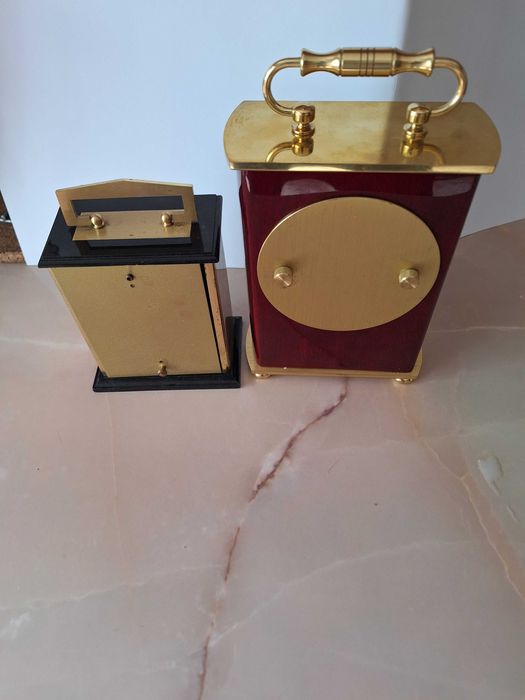 Ceasuri diferite ca marca si provenienta.