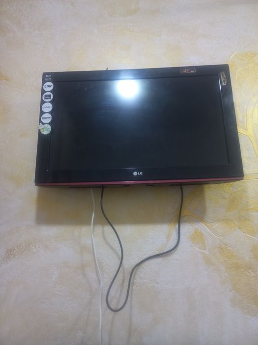 Telvizer Samsung I LG 32 32 lik