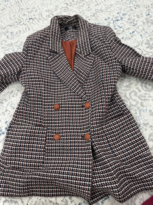 Продам костюм размер Л-ка в отличном состоянии, одевали пару раз, очен