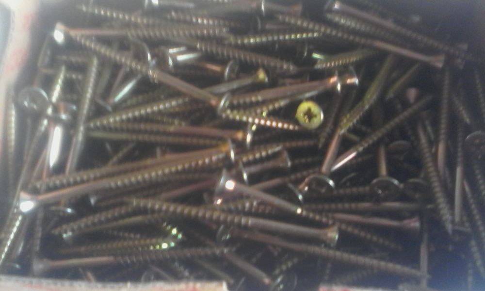 Suruburi autofiletante 500 buc