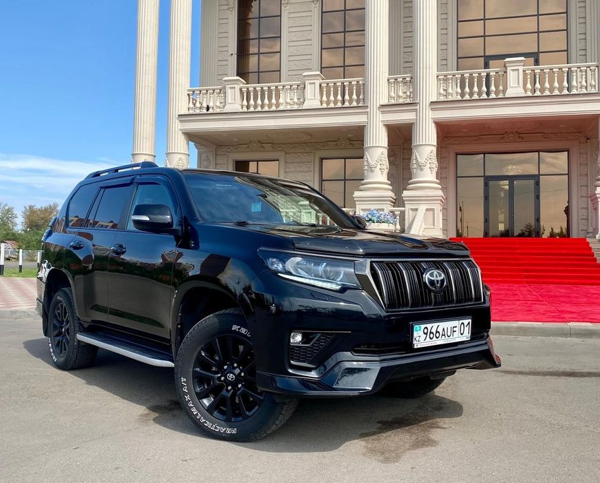Аренда авто , автопрокат  Toyota Land Cruiser Prado с водителем