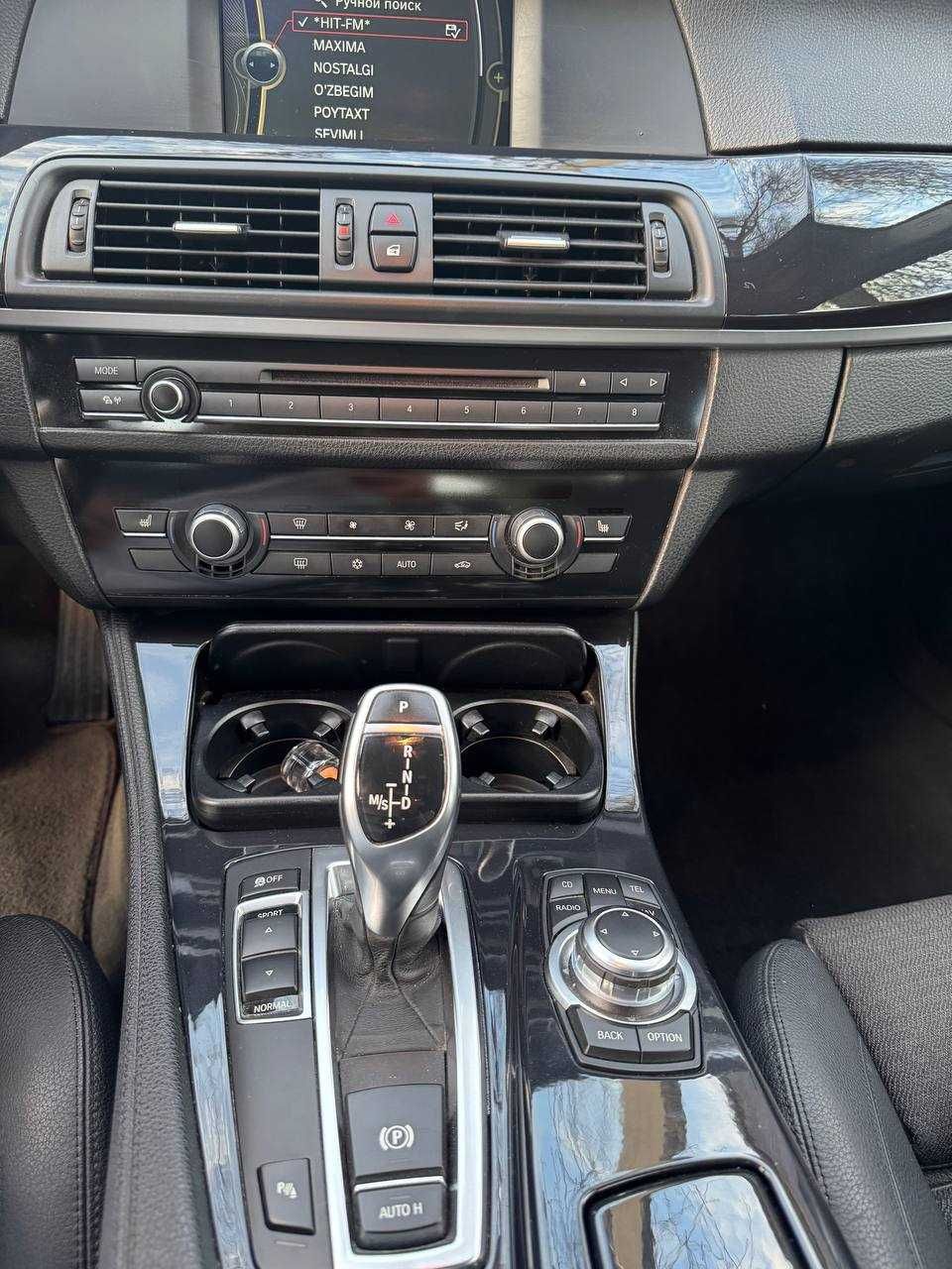 BMW 520d (F10) 2011