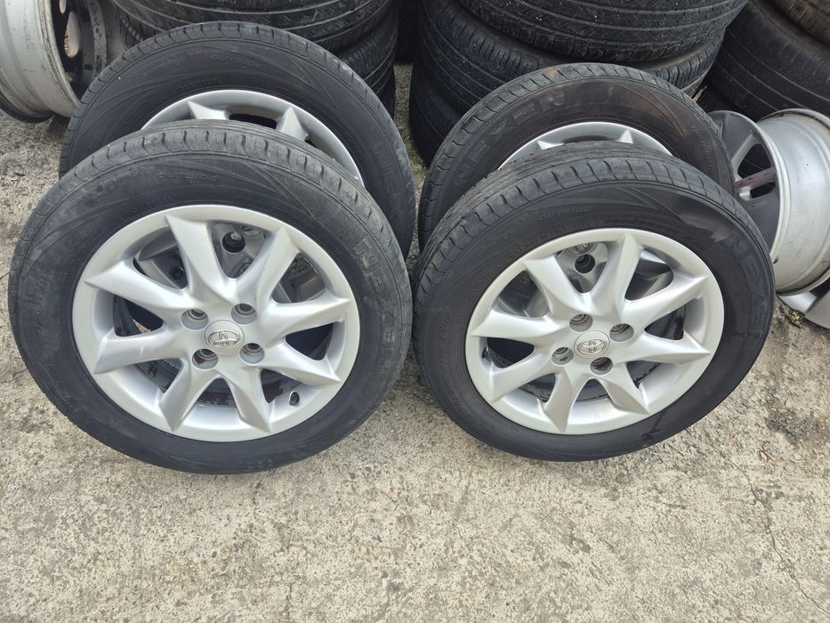 Jante Aliaj+Cauciucuri 185/60/R15 Toyota Yaris 3. 2012-2019.