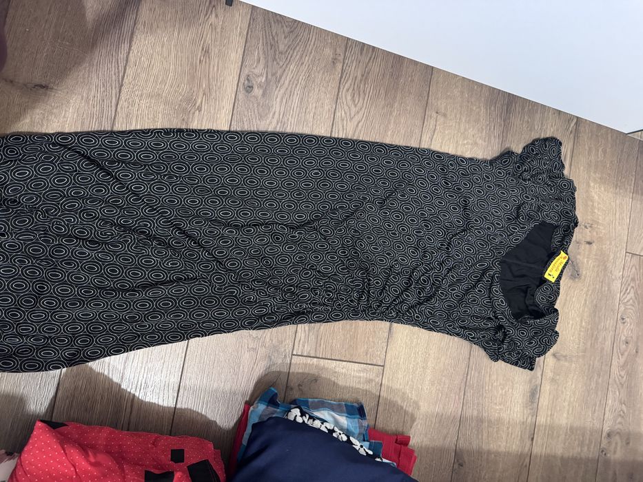 Lot 8 rochii, 36- S