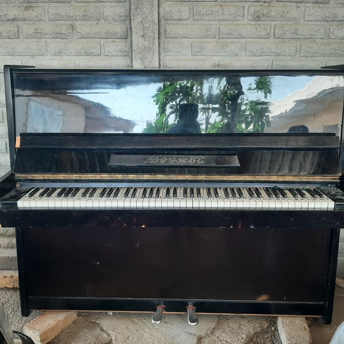 Пр одам пианино 50.000тг