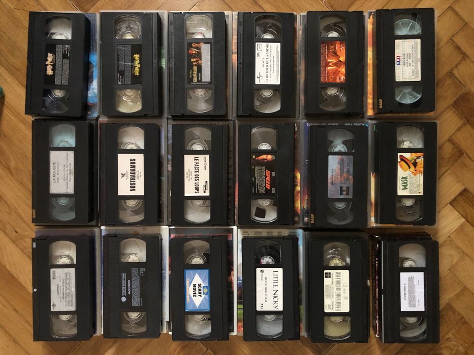 18 buc Casete VHS Filme in Limba Franceza Video Format SECAM