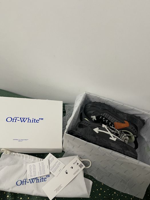 Off-White Odsy-1000 Dark Grey