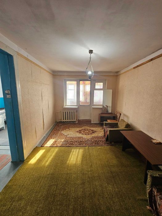 Арзон 1 хоналик квартира 4-каватдан сотилади.Ор:Горгаз Кафе Бахор