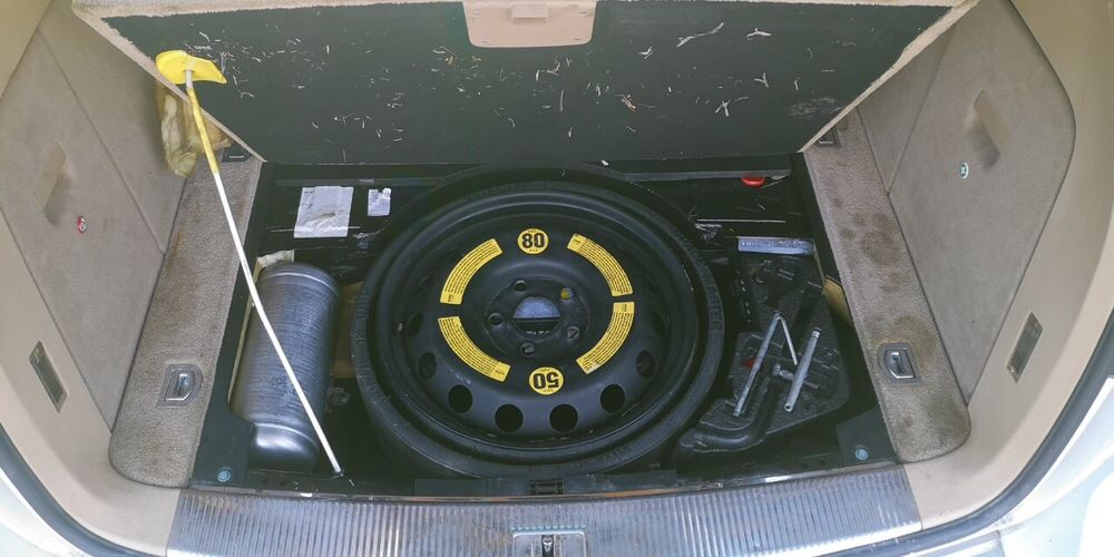 На Части VW Touareg V10TDI Туарег 5.0тди 5.0TDI 19 джанти бежав салон