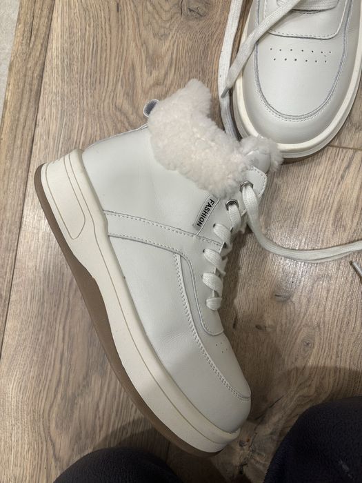 Зимняя обувь женская