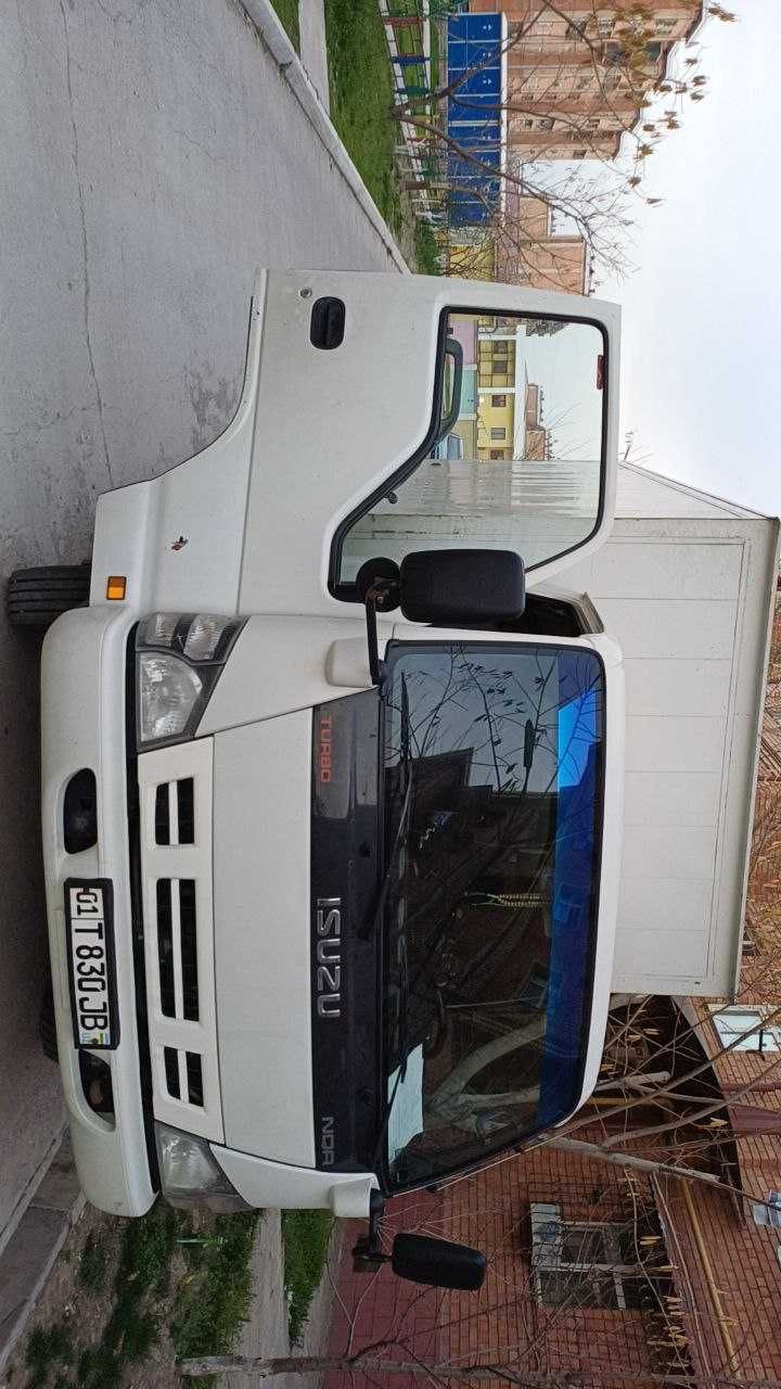 ISUZU 2008 yil 437 000 KM yurgan Gaz bor