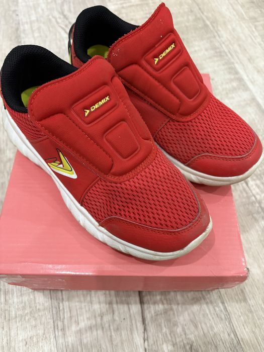 Кроссовки на девочку можно и на мальчика