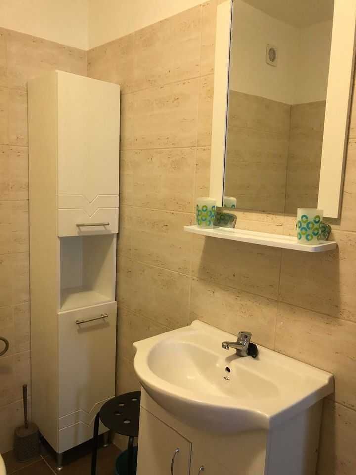 Închiriez apartament 2 camere decomandate Titan Ozana Pallady