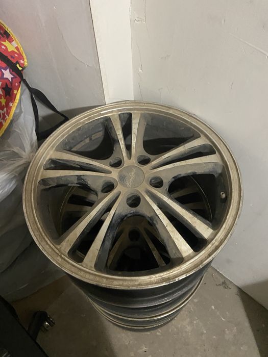 Титанки 17 д, новые для Toyota 70