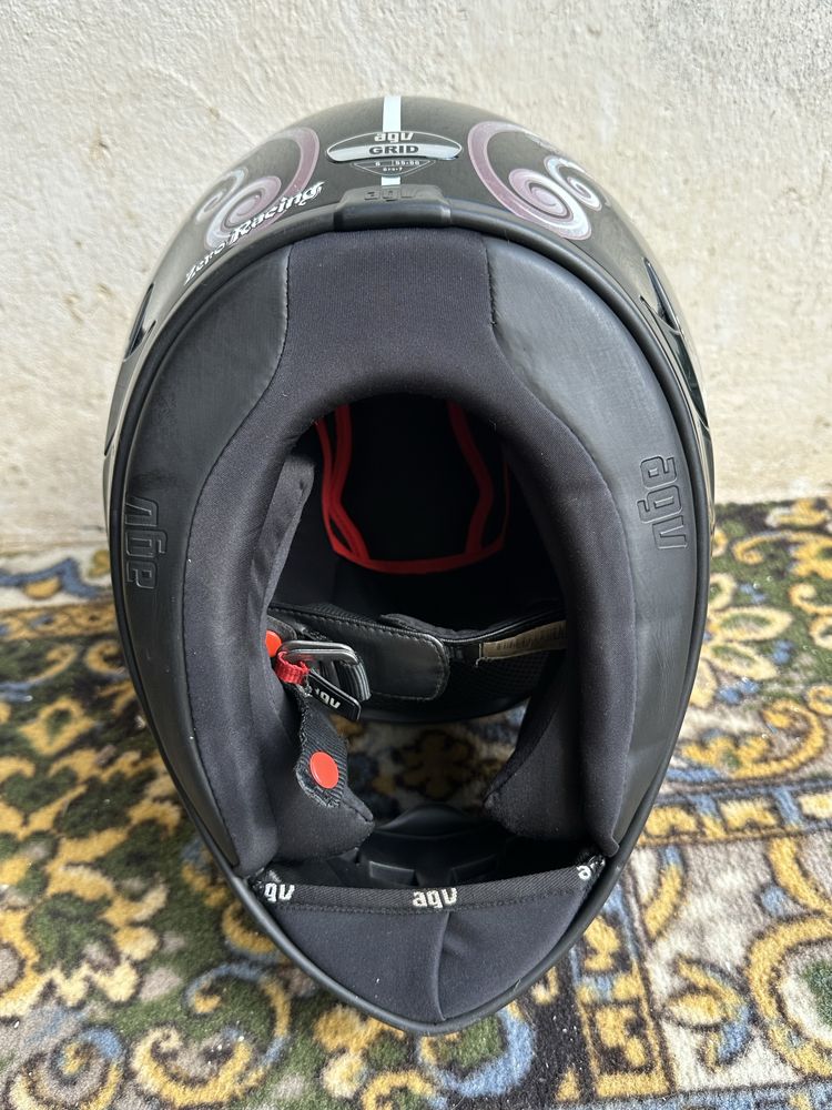 AGV каска размер S