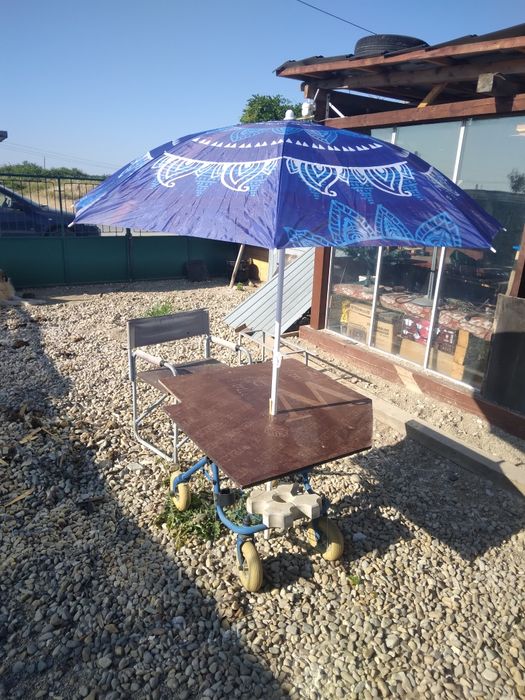 Masa gradina terasa pe roti