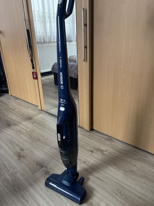 Aspirator Vertical Bosch