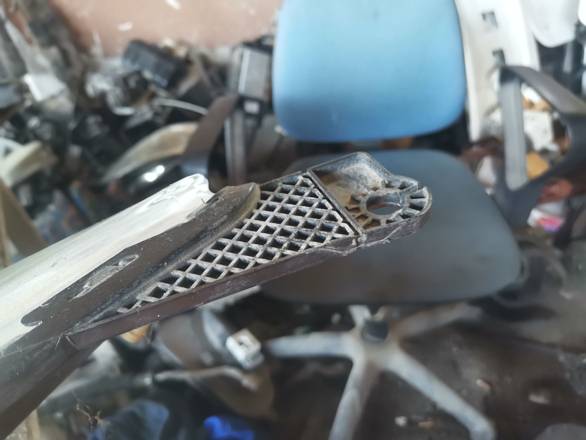 Оргинален Десен фар за форд фокус мк3 ford focus mk3