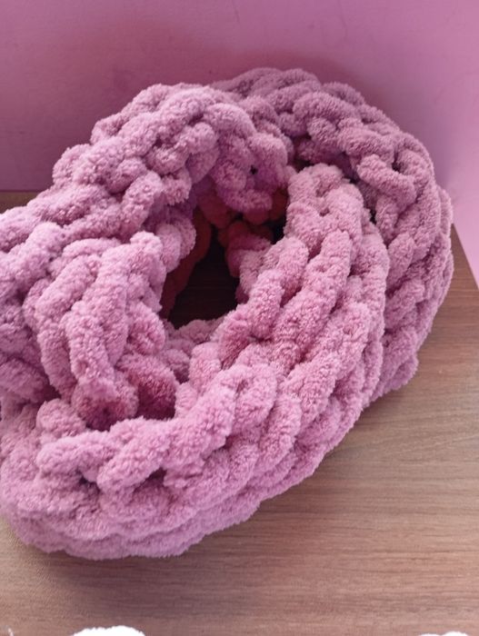 Дамски шал-Ализе Пуфи