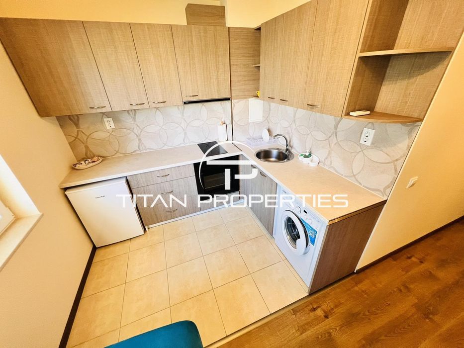 Дава се под наем Двустаен апартамент в Бургас, Лазур - 60 кв.м за 510 € - Снимка #2