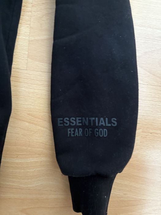 Горцита Essentials