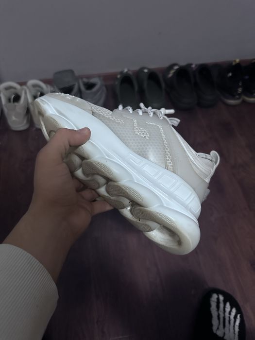 Vand versace chain reaction