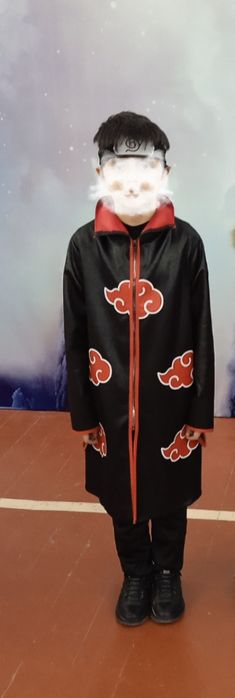 Продам карнавальные костюмы на мальчика