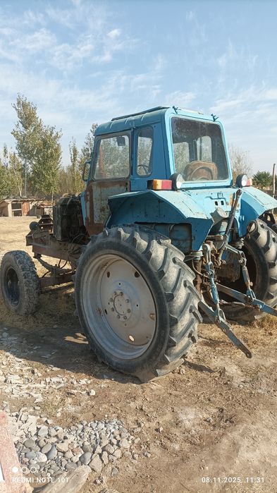 Belarus 80 sotiladi traktor bartavoy naxadu  xamma joyiga garantya 100