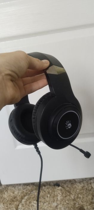 продам игровые наушники в хорошем состоянии