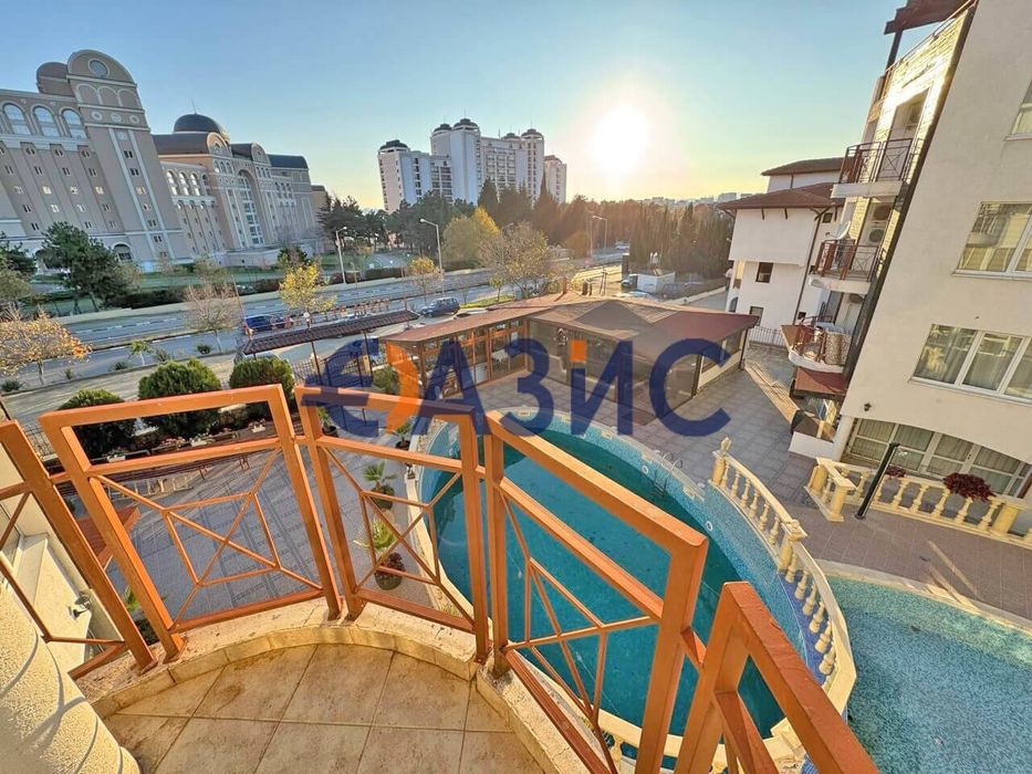 Продава се Двустаен апартамент в Свети Влас - 55 кв.м за 1491 €/кв.м - Снимка #3