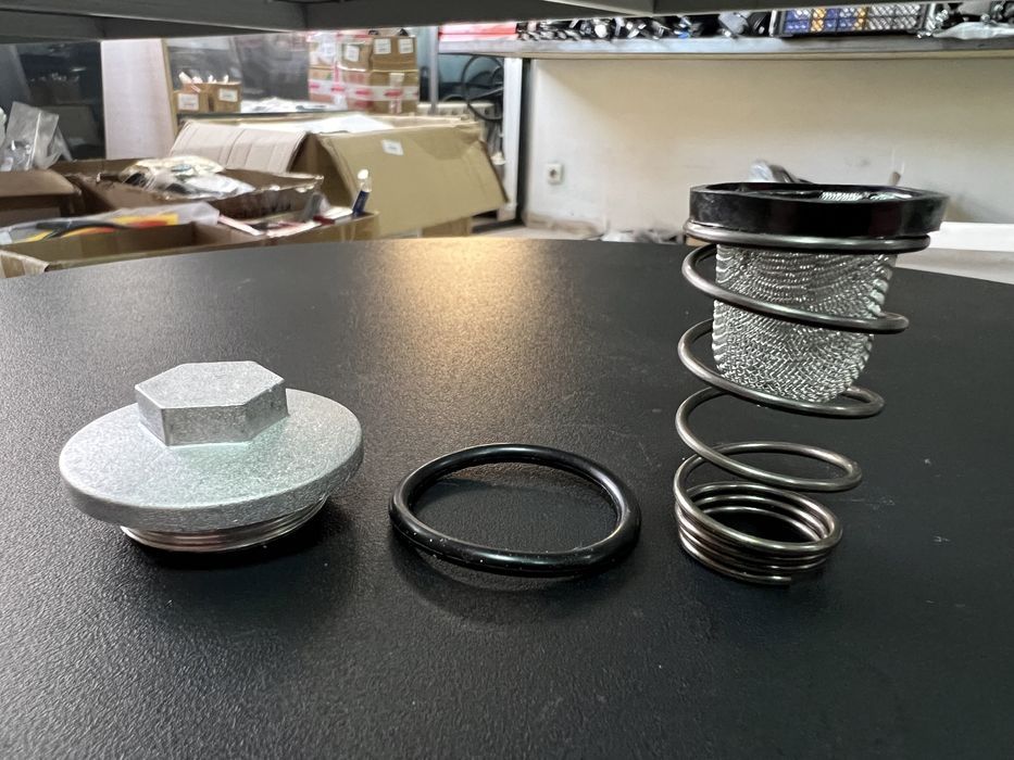 Сливная Пробка (крышка) Картера для Мопеда 50-150куб.