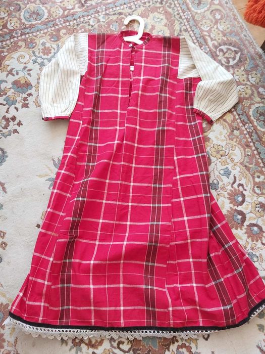 Автентична народна носия!