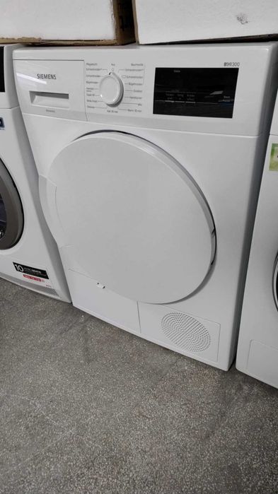 A++ Сушилня с термопомпа Siemens-Сименс 8 кг autoDry iQ300
