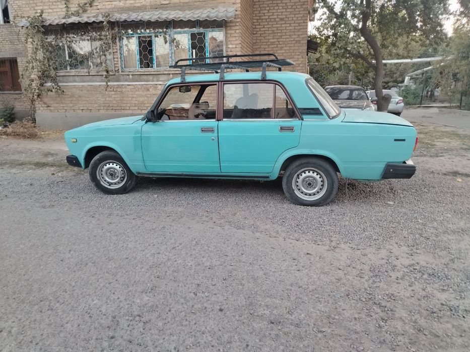 Продаётся ваз-2105