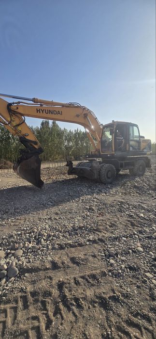 Экскаватор hyundai
