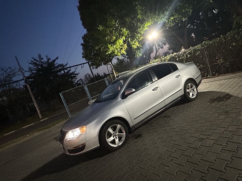 Vând Volkswagen Passat B6 !