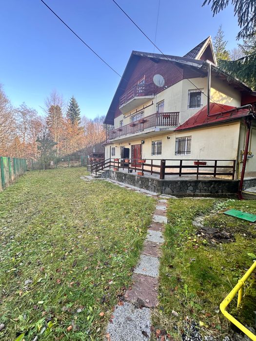 Apartament 3 camere cu curte Predeal