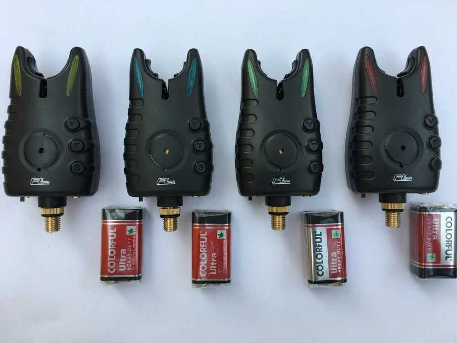 SET 4 AVERTIZORI FL 4 Swinger cu iluminare si geanta de transport