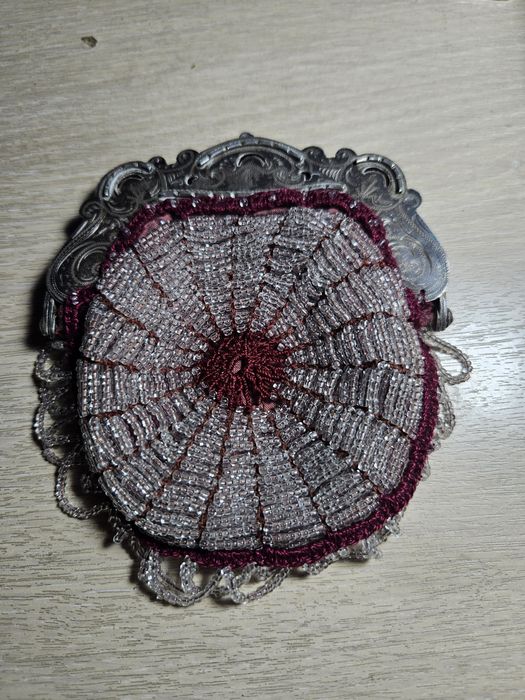 Portofel vechi din argint 600lei