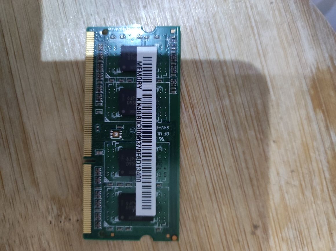 рам памет за лаптоп ddr 3 4gb.