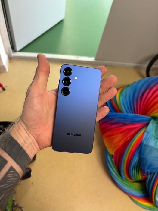 Samsung galaxy s25 128