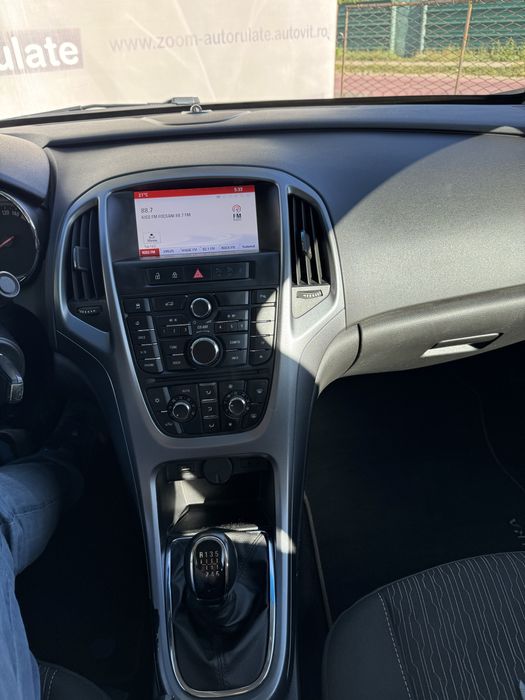 OPEL ASTRA sedan notchback 2019 1,4 benzina turbo RATE FiXE AVANS 0%