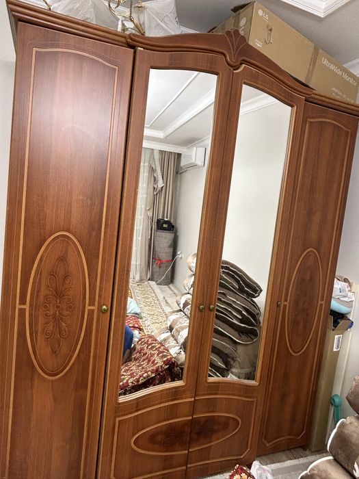 Спальный гарнитур