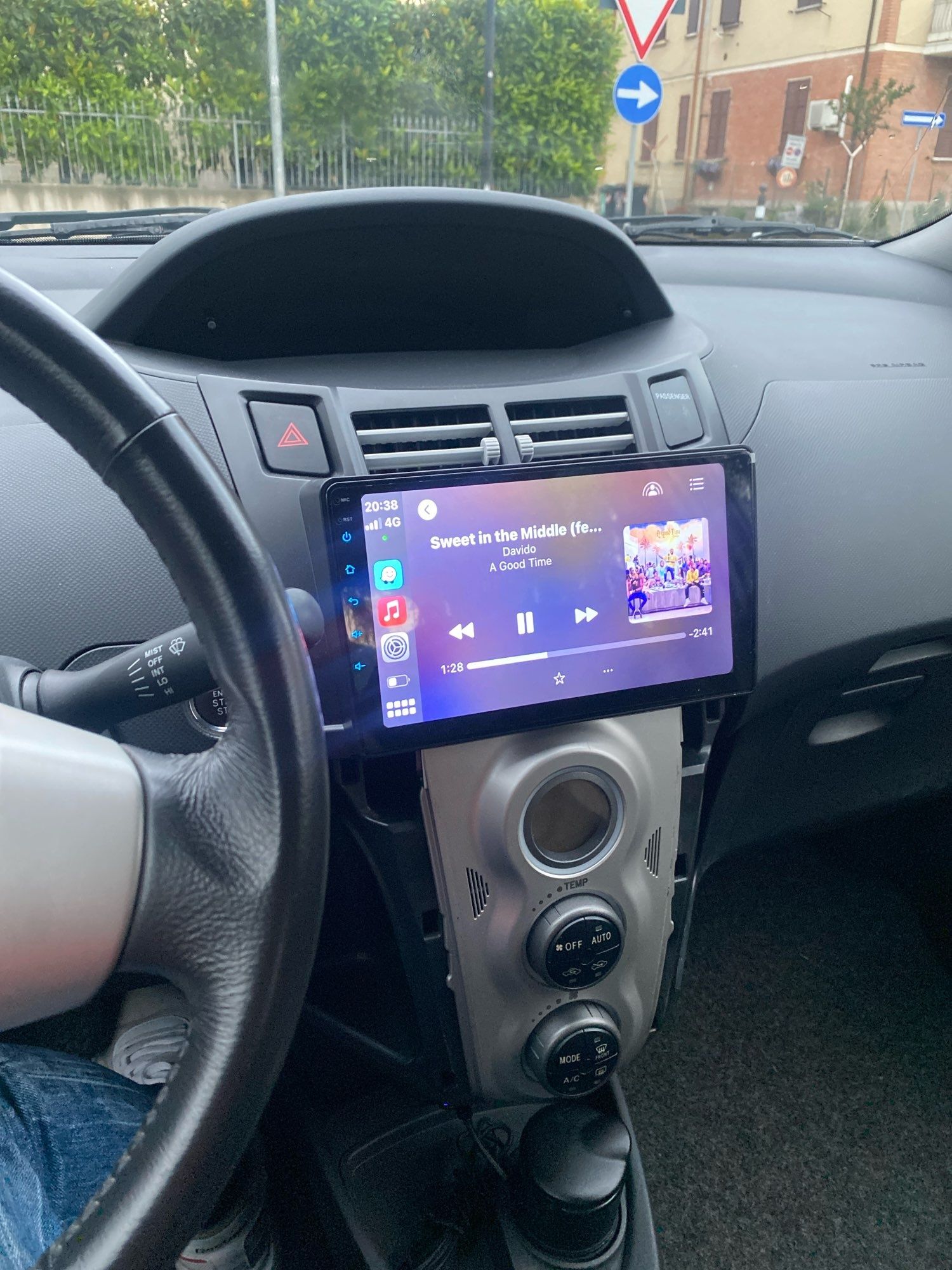 Toyota Yaris мултимедия Android GPS Навигация