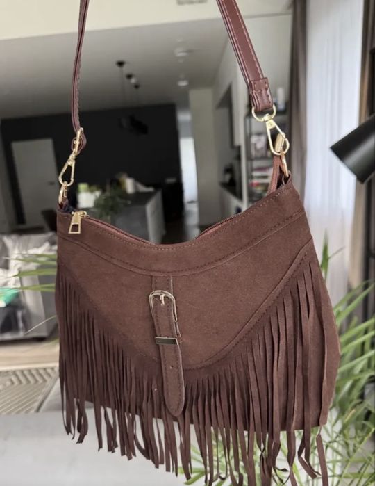 Дамска чанта велур и кожа