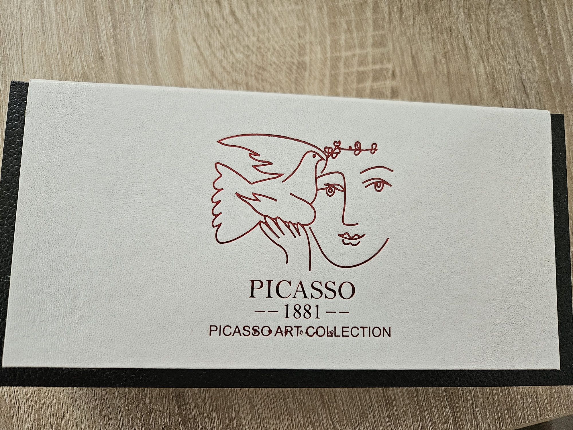 Set stilou si pix picasso negru art collection