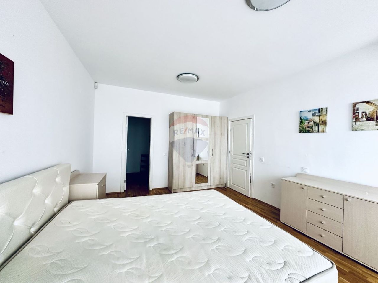 Продава се Двустаен апартамент в к.к. Св.Св. Константин и Елена - 84 кв.м за 2084 €/кв.м - Снимка #12
