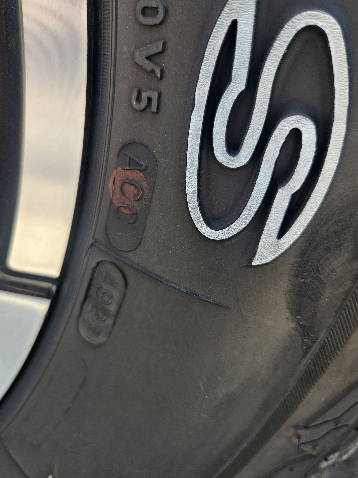 Джанти с гуми за Toyota Hilux 265/60/18