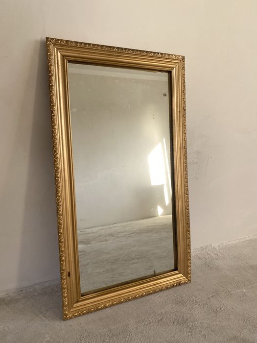 Зеркало 100х55 размер (10.000 тг.)